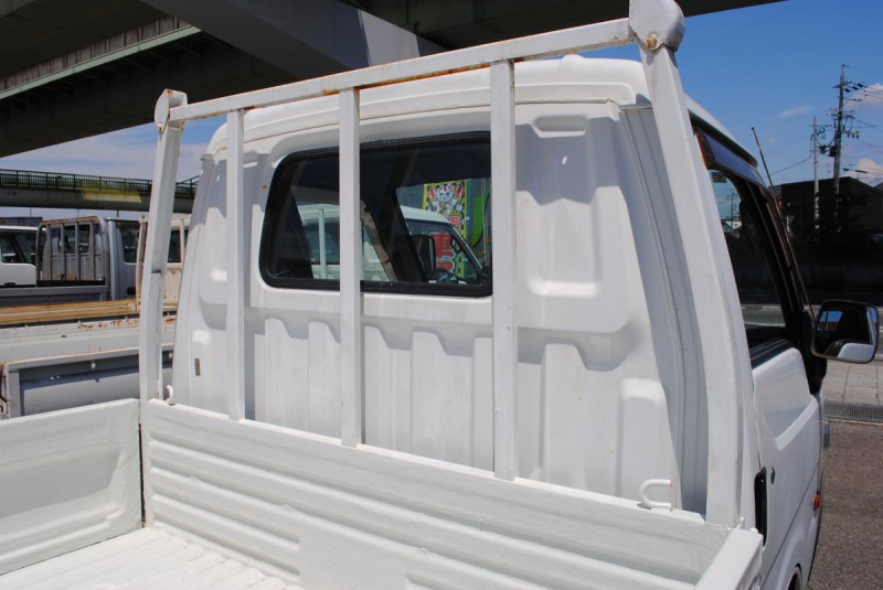 H25　ボンゴトラック　積載850kg　Wタイヤ|中古トラックの販売・買取・査定のアイナビ