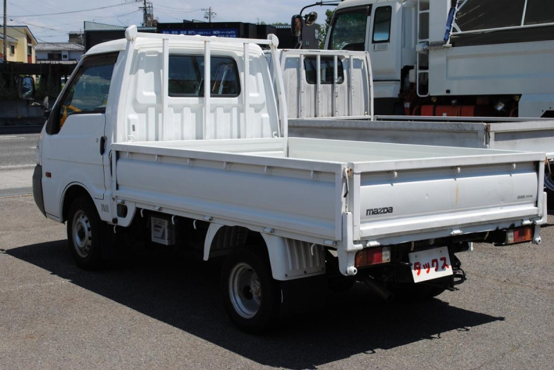 H25　ボンゴトラック　積載850kg　Wタイヤ|中古トラックの販売・買取・査定のアイナビ