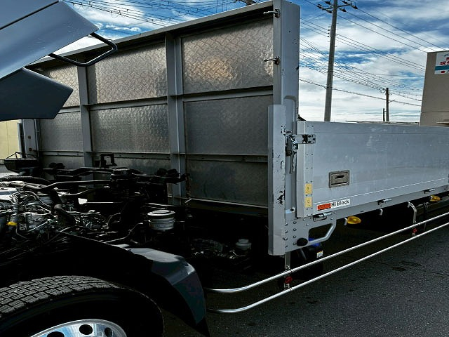車検付 アルミブロック フルキャブ 5700 標準幅 トランテックス|中古トラックの販売・買取・査定のアイナビ