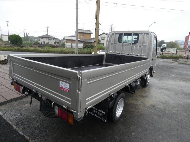 H30 1.5トン　平ボディー マニュアル 260612|中古トラックの販売・買取・査定のアイナビ