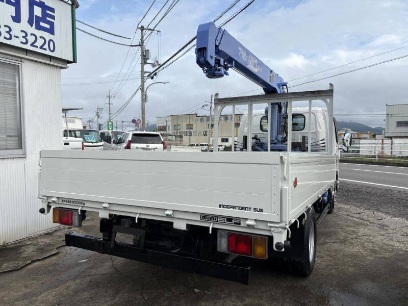H17 エルフ　3t　3段クレーン付|中古トラックの販売・買取・査定のアイナビ