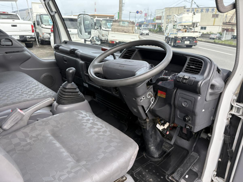 H17 エルフ　3t　3段クレーン付|中古トラックの販売・買取・査定のアイナビ