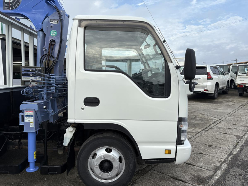 H17 エルフ　3t　3段クレーン付|中古トラックの販売・買取・査定のアイナビ