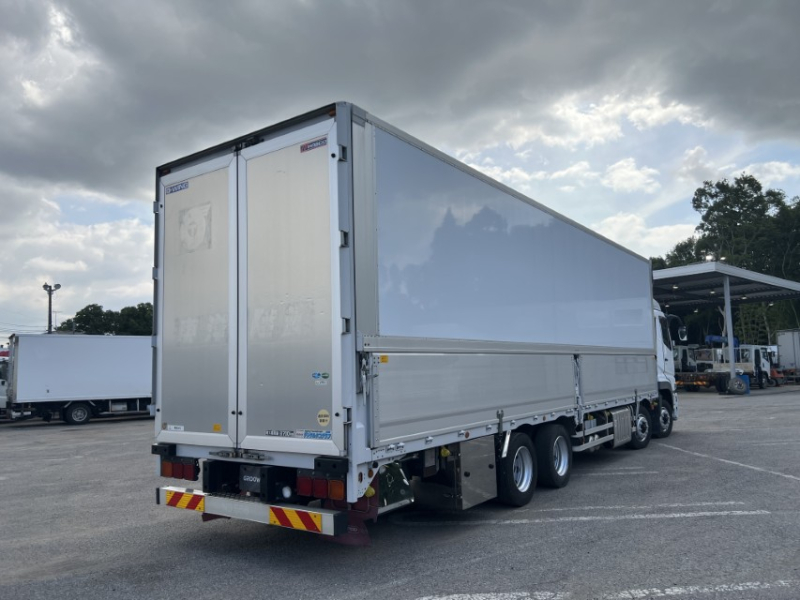 4軸低床　エアサス　パブコ　積載13.7t|中古トラックの販売・買取・査定のアイナビ
