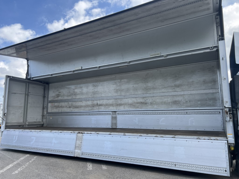 4軸低床　エアサス　パブコ　積載13.7t|中古トラックの販売・買取・査定のアイナビ