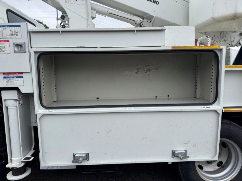 タダノ　AT-100TT　9.9m　絶縁バケット200kg|中古トラックの販売・買取・査定のアイナビ
