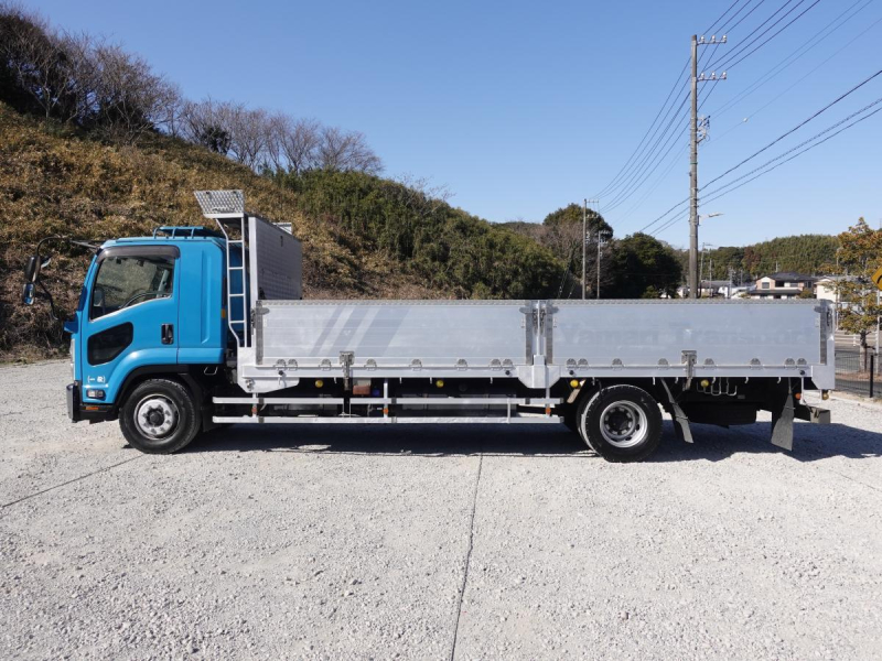増トン積載7.8t平ボディー|中古トラックの販売・買取・査定のアイナビ