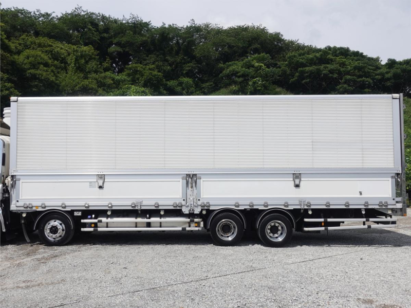 大型-30度設定低温冷蔵冷凍機付アルミウイングアルミウィング|中古トラックの販売・買取・査定のアイナビ