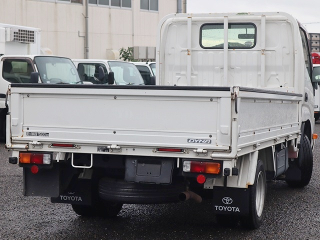 平ボディ　積載1.5t|中古トラックの販売・買取・査定のアイナビ