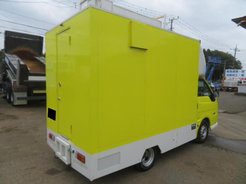 マツダ ボンゴ 低走行カスタムキッチンカー装備品多数|中古トラックの販売・買取・査定のアイナビ