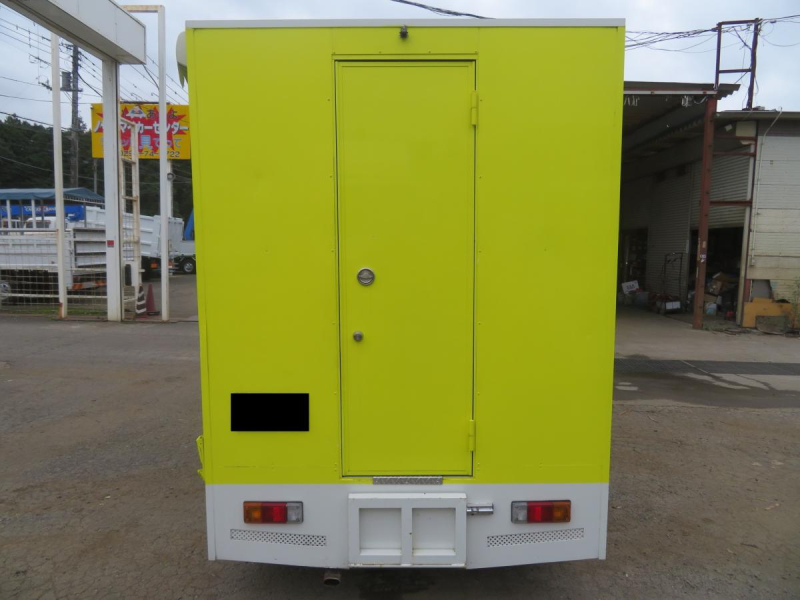 マツダ ボンゴ 低走行カスタムキッチンカー装備品多数|中古トラックの販売・買取・査定のアイナビ