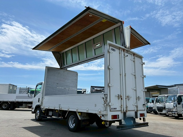 北村製作所 150馬力 5速 MT 2t 5t  パネルウイング バン 箱車|中古トラックの販売・買取・査定のアイナビ