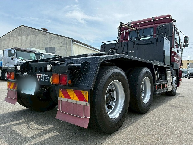 6×4 3軸2デフ ハイルーフ リーフサスペンション スムーサーG|中古トラックの販売・買取・査定のアイナビ