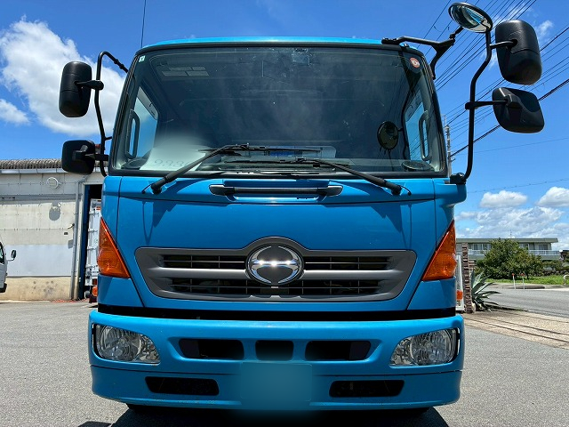 フルキャブ フックイン 5500標準幅 240馬力 6速 MT 4t 8t|中古トラックの販売・買取・査定のアイナビ