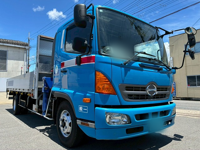 フルキャブ フックイン 5500標準幅 240馬力 6速 MT 4t 8t|中古トラックの販売・買取・査定のアイナビ