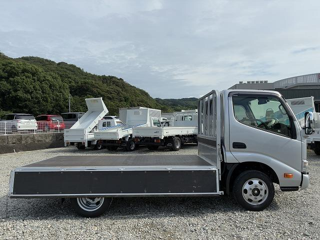 トヨタ 平ボディ|中古トラックの販売・買取・査定のアイナビ