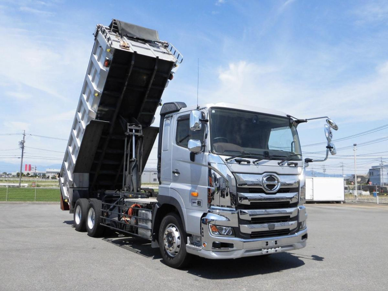 令和3年　日野   土砂禁ダンプ　15.8リューベ   GVW22t|中古トラックの販売・買取・査定のアイナビ