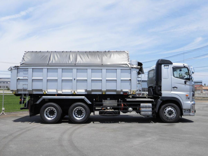 令和3年　日野   土砂禁ダンプ　15.8リューベ   GVW22t|中古トラックの販売・買取・査定のアイナビ