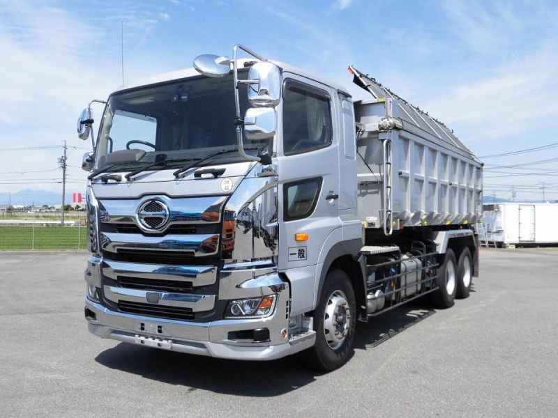 令和3年　日野   土砂禁ダンプ　15.8リューベ   GVW22t|中古トラックの販売・買取・査定のアイナビ