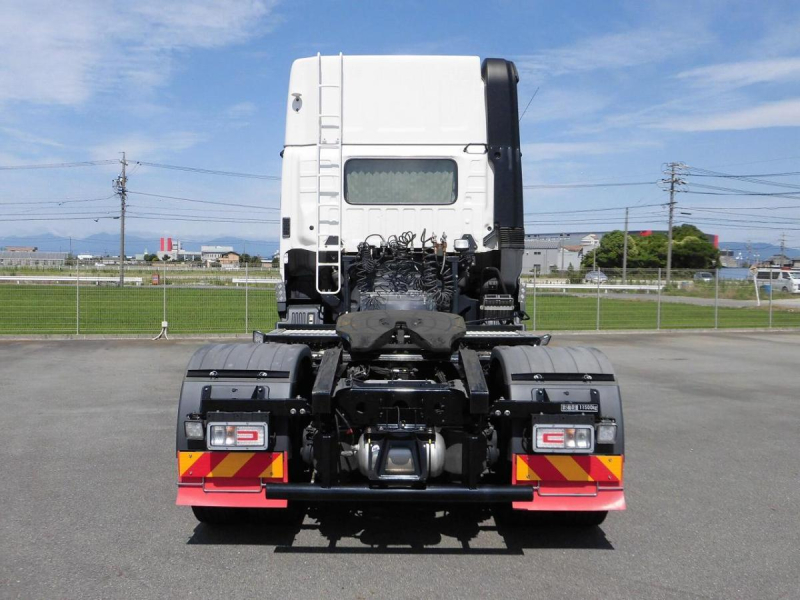 令和3年　日野　ハイルーフトラクタ　450ps　7速MT　リターダー|中古トラックの販売・買取・査定のアイナビ