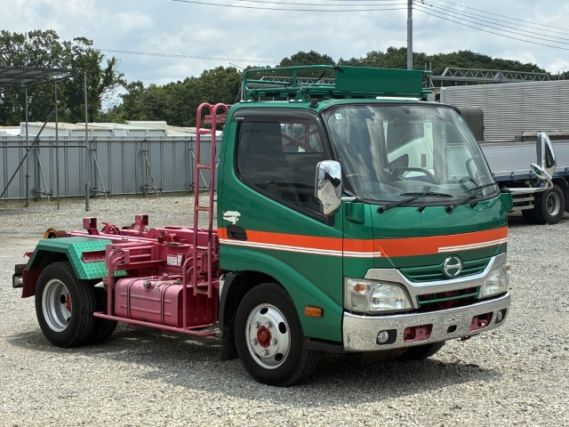 H26　日野デュトロ　2トンフックロール|中古トラックの販売・買取・査定のアイナビ