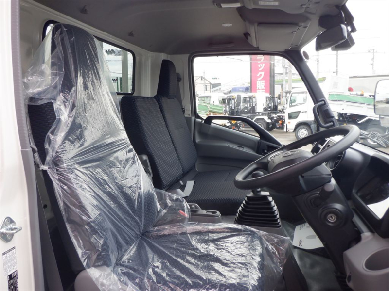 R7　デュトロ　4.5t平ボデーワイド超ロング|中古トラックの販売・買取・査定のアイナビ