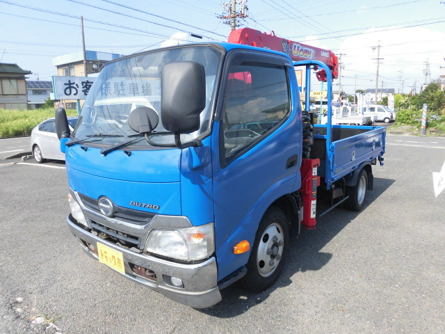 26年デュトロ1.7T10尺3段クレーン　ラジコン　フックイン|中古トラックの販売・買取・査定のアイナビ