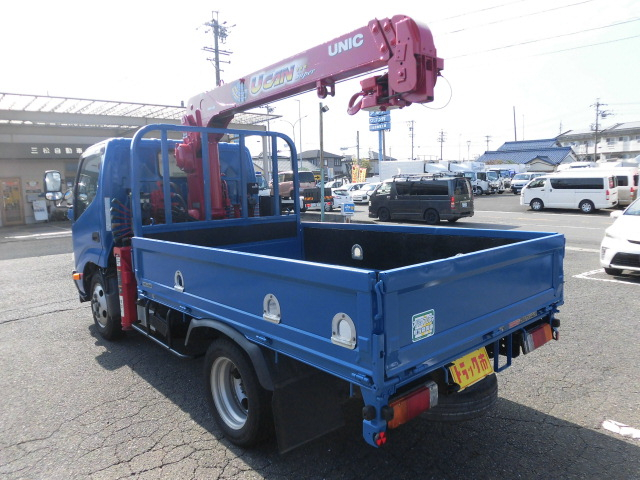 26年デュトロ1.7T10尺3段クレーン　ラジコン　フックイン|中古トラックの販売・買取・査定のアイナビ