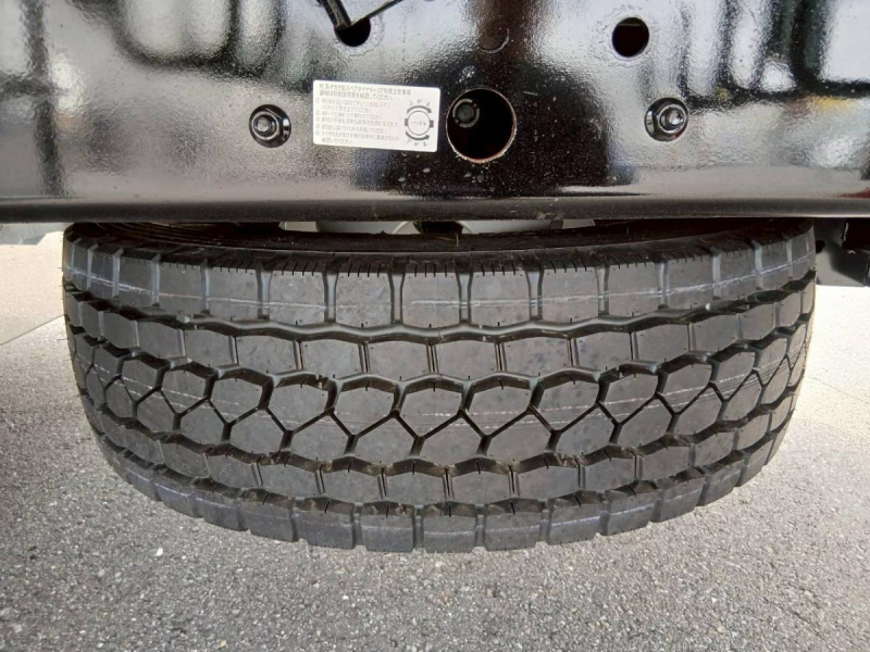 ☆未使用車　9.4mボディ　アルミブロック　ベット付き|中古トラックの販売・買取・査定のアイナビ