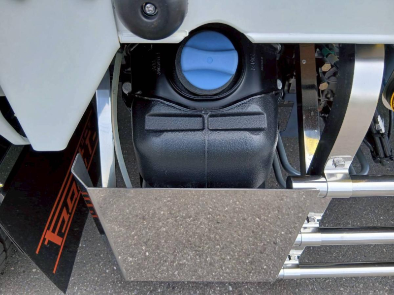 ☆未使用車　9.4mボディ　アルミブロック　ベット付き|中古トラックの販売・買取・査定のアイナビ