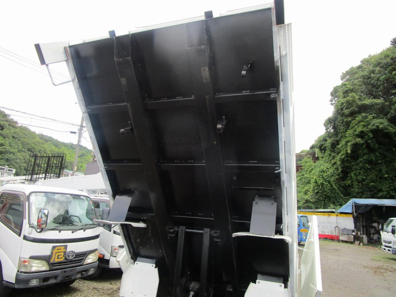 深ダンプ・リア観音開き・車検R9/6|中古トラックの販売・買取・査定のアイナビ