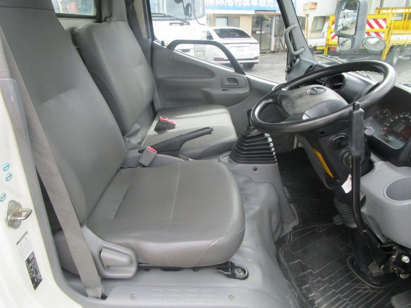 深ダンプ・リア観音開き・車検R9/6|中古トラックの販売・買取・査定のアイナビ