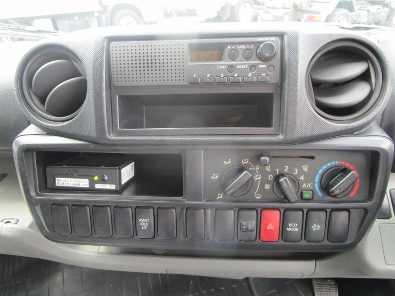 深ダンプ・リア観音開き・車検R9/6|中古トラックの販売・買取・査定のアイナビ