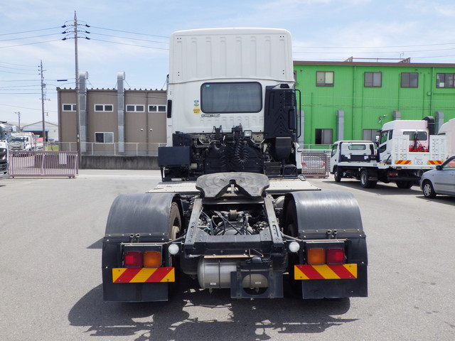 イスズ 2KG-EXD52CD Sヘッド 10t超 第5輪荷重11.5t PTO|中古トラックの販売・買取・査定のアイナビ