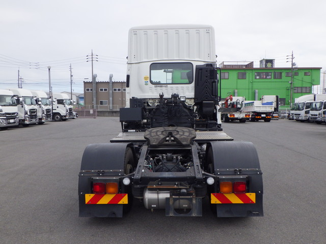 イスズ 2KG-EXD52CD Sヘッド 10t超 第5輪荷重11.5t PTO|中古トラックの販売・買取・査定のアイナビ