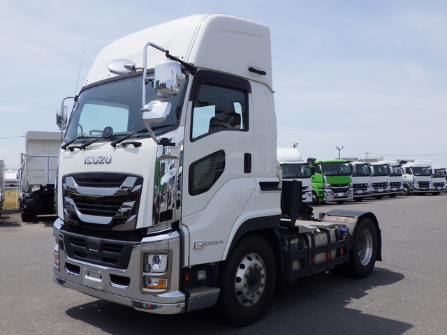 イスズ 2KG-EXD52CD Sヘッド 10t超 第5輪荷重11.5t PTO|中古トラックの販売・買取・査定のアイナビ