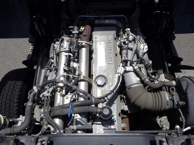 イスズ 2KG-EXD52CD Sヘッド 10t超 第5輪荷重11.5t PTO|中古トラックの販売・買取・査定のアイナビ