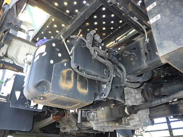 日野令和2年式キャリアカー車検付き|中古トラックの販売・買取・査定のアイナビ