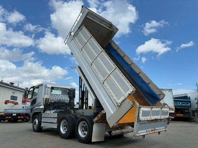 車検付 6×4 3軸2デフ 新明和工業 510 220 380馬力 7速MT|中古トラックの販売・買取・査定のアイナビ