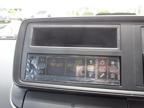 三菱キャンター低温冷蔵冷凍車|中古トラックの販売・買取・査定のアイナビ