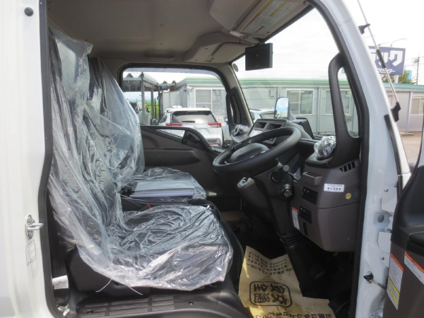 三菱キャンター低温冷蔵冷凍車|中古トラックの販売・買取・査定のアイナビ