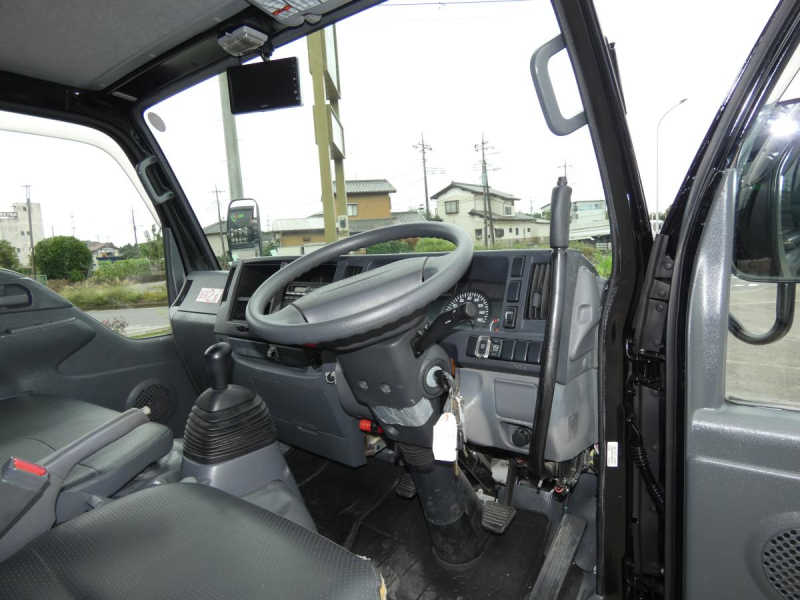 H26 高所作業車　マニュアル　電動ミラー　9.9m　260610|中古トラックの販売・買取・査定のアイナビ
