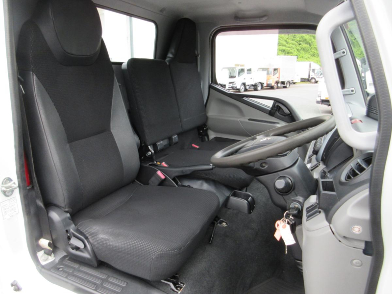 AT　4WD　平ボデー　積載1.5トン　!!|中古トラックの販売・買取・査定のアイナビ