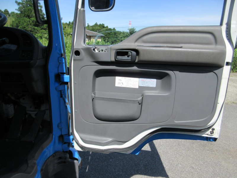 モリタエコノス　清掃車　バキュームカー　積載物品汚水　!!|中古トラックの販売・買取・査定のアイナビ