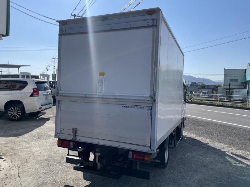 H22 アトラス　パネルバン　1.3t|中古トラックの販売・買取・査定のアイナビ