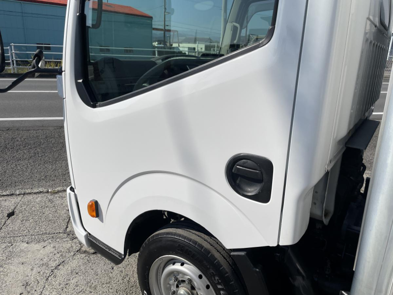 H22 アトラス　パネルバン　1.3t|中古トラックの販売・買取・査定のアイナビ