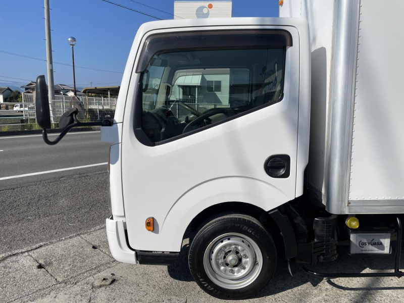 H22 アトラス　パネルバン　1.3t|中古トラックの販売・買取・査定のアイナビ