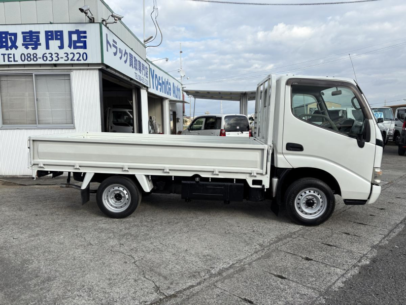 H16 トヨエース　平ボディ　1.25t|中古トラックの販売・買取・査定のアイナビ