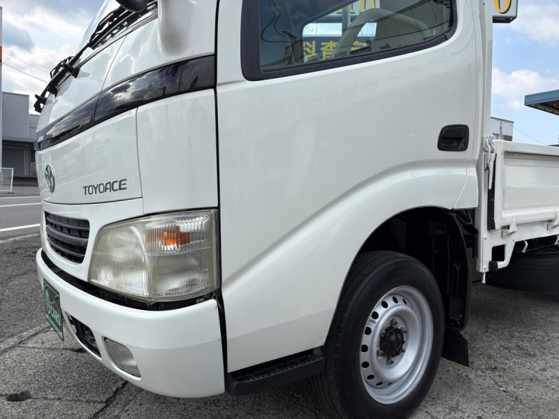 H16 トヨエース　平ボディ　1.25t|中古トラックの販売・買取・査定のアイナビ