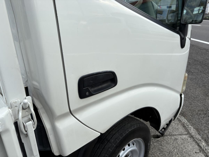 H16 トヨエース　平ボディ　1.25t|中古トラックの販売・買取・査定のアイナビ